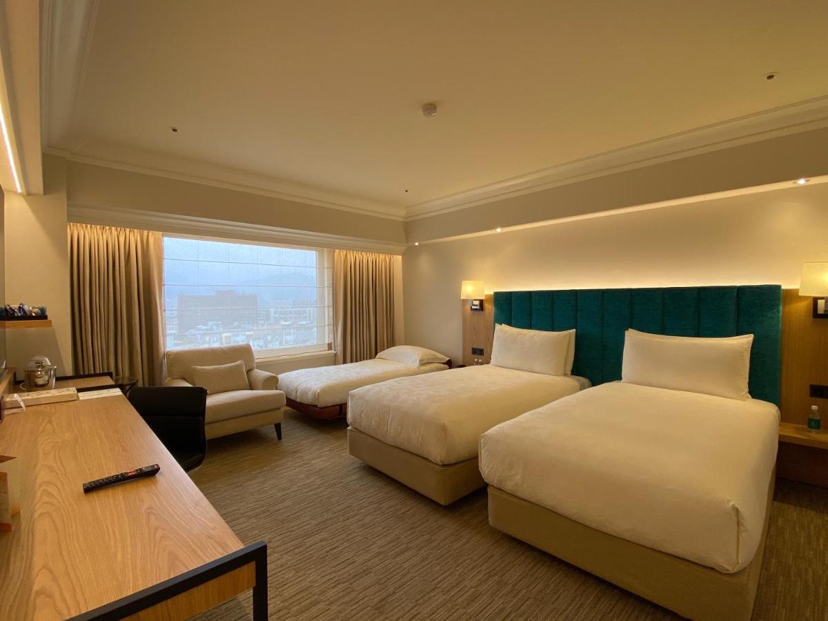 The Sherwood Тайпей Екстериор снимка Deluxe Room