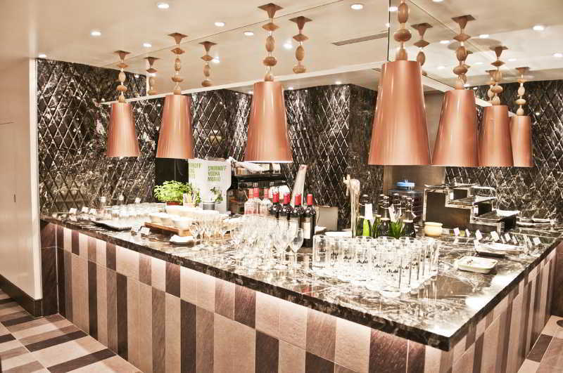 The Sherwood Тайпей Екстериор снимка The bar at the lounge